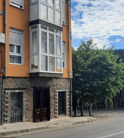Villa Lucin Сантандер Екстериор снимка